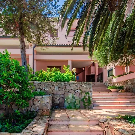 Guesthost - Lovely Sea View With Balcony Apartmán *