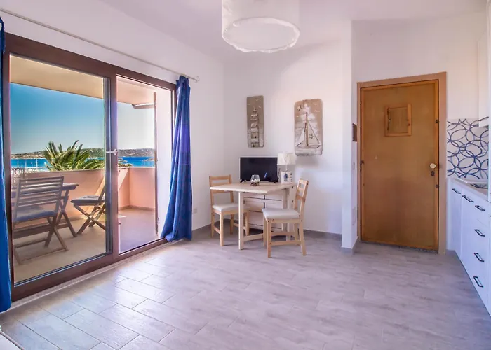 Apartamento Guesthost - Lovely Sea View With Balcony Palau