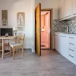 Appartement Guesthost - Lovely Sea View With Balcony