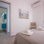 Guesthost - Lovely Sea View With Balcony Appartement *