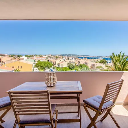 Lovely Sea View With Balcony Apartment Palau