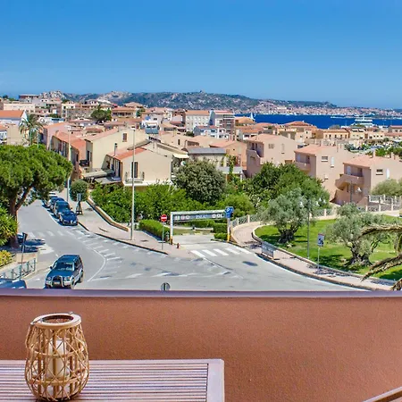 Guesthost - Lovely Sea View With Balcony * Palau