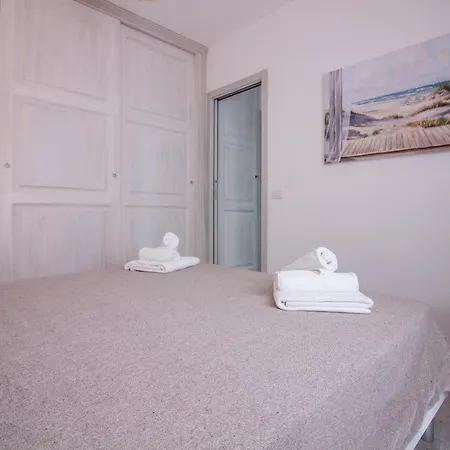 Apartment Lovely Sea View With Balcony *