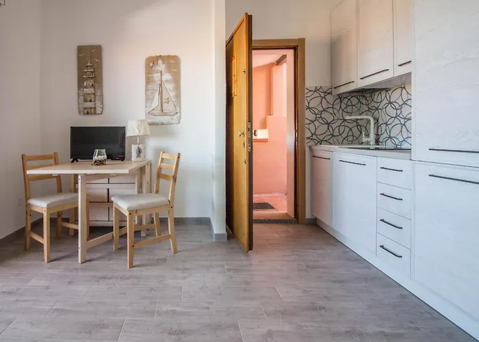 Apartament Guesthost - Lovely Sea View With Balcony